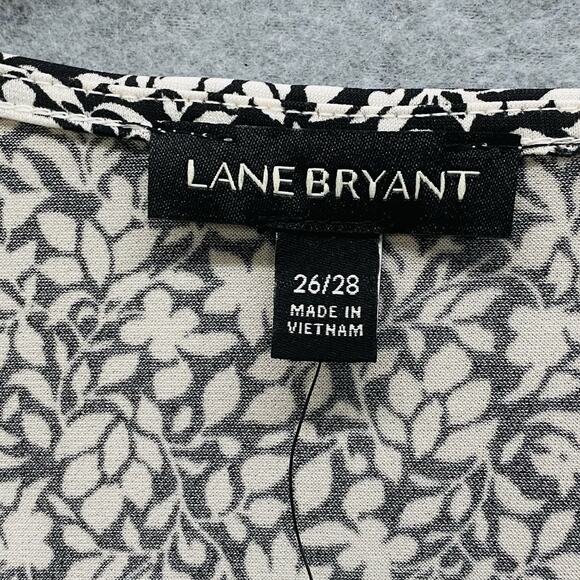 Lane Bryant Sleeveless Top Size 26 28 White Black Drapey Liquid Knit Blouse NWT - Picture 3 of 6